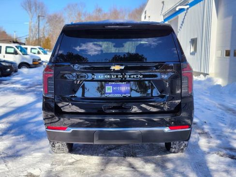 New 2026 Chevrolet Suburban LS image 4