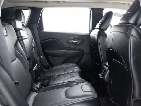 Used 2014 Jeep Cherokee Limited AWD/4WD image 29
