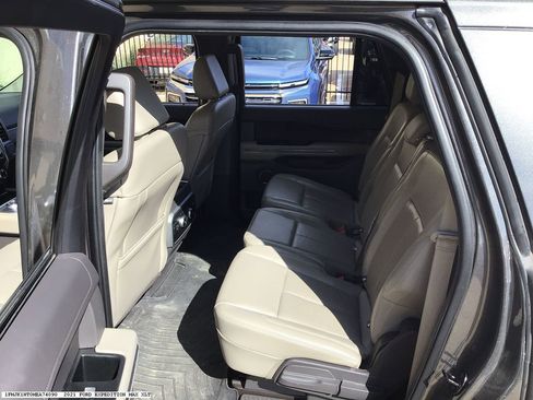 Used 2021 Ford Expedition Max XLT image 15