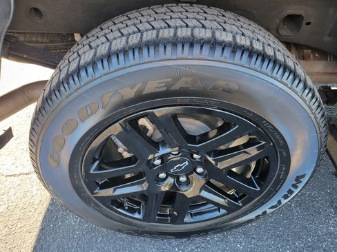 Certified 2023 Chevrolet Silverado 1500 Custom w/ LPO, Dark Essentials Package image 39