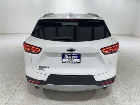 New 2026 Chevrolet Blazer LT w/ LPO, Black Sport Package image 4