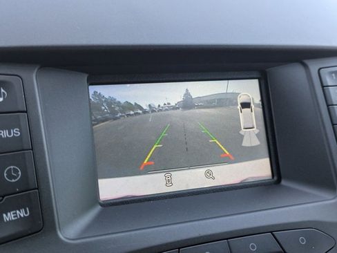 Used 2018 Ford Edge SEL image 14