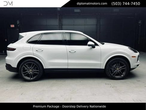 Used 2020 Porsche Cayenne AWD/4WD image 8