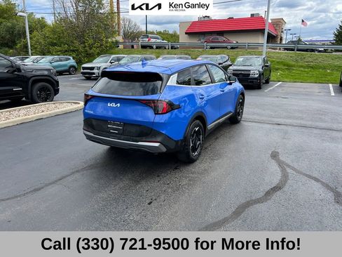 Certified 2026 Kia Sportage EX FWD image 11