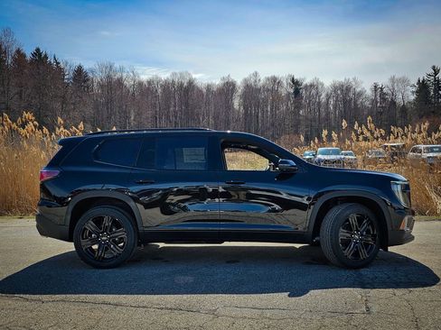New 2026 GMC Acadia Elevation image 2