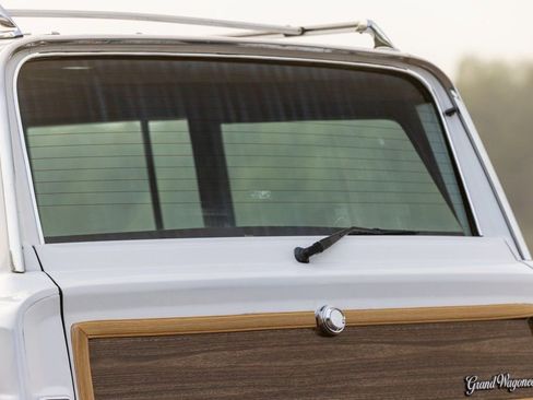 Used 1989 Jeep Grand Wagoneer AWD/4WD image 73