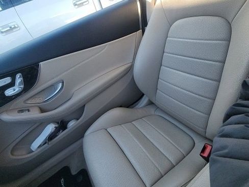 Used 2018 Mercedes-Benz C 300 C 300 image 11