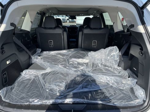 New 2025 Subaru Ascent Bronze Edition image 6