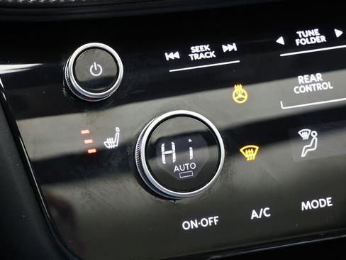 Used 2023 INFINITI QX60 Pure image 25