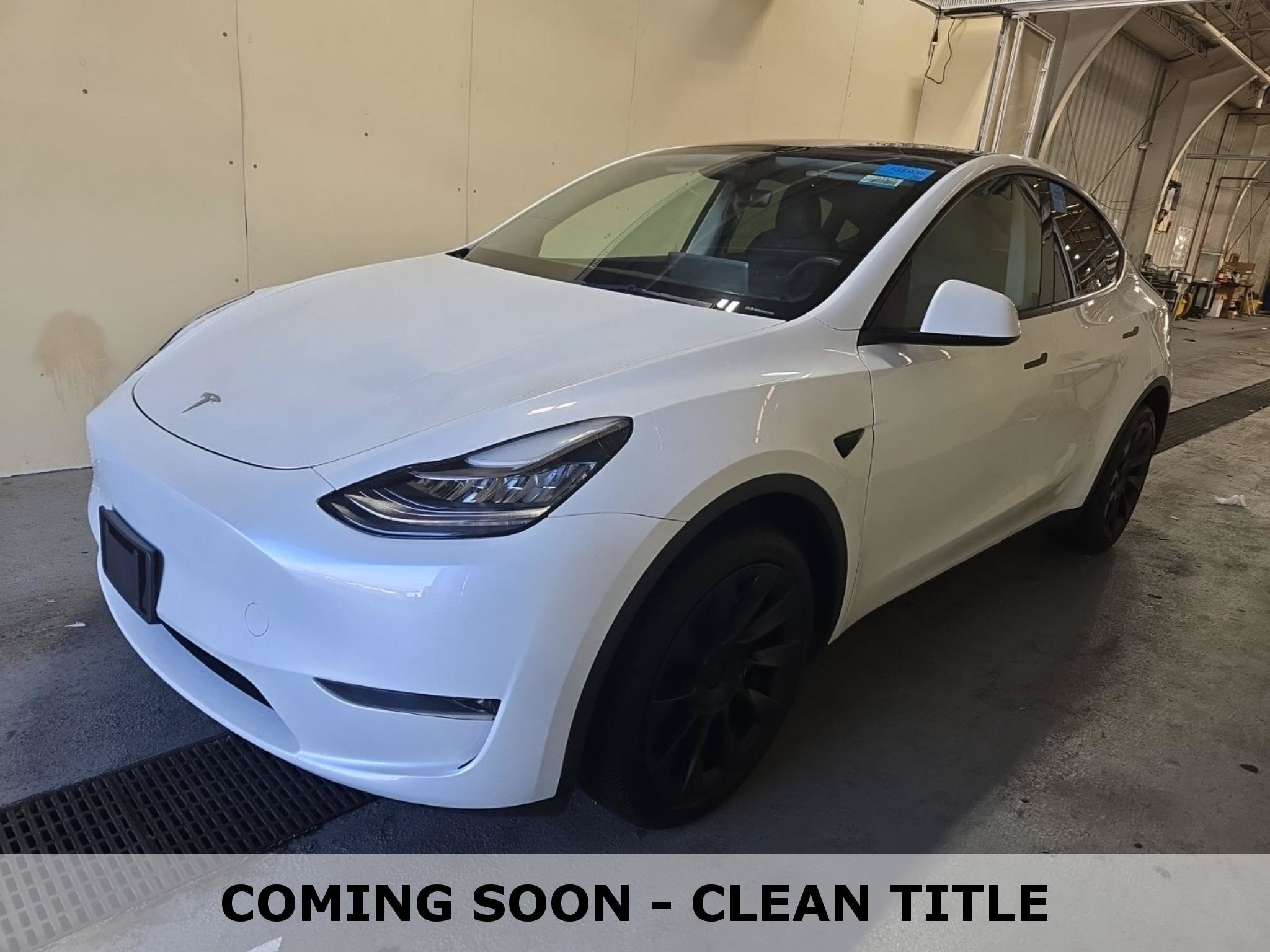 Used 2023 Tesla Model Y Long Range AWD/4WD image 1