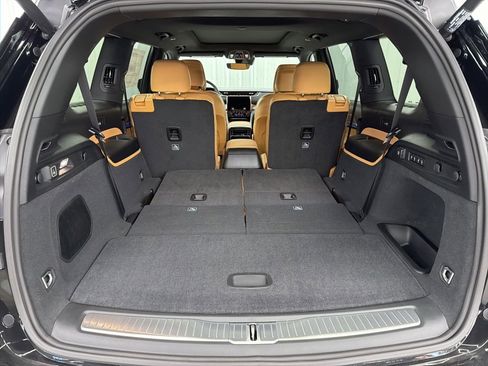 New 2025 Jeep Grand Cherokee L Summit image 7