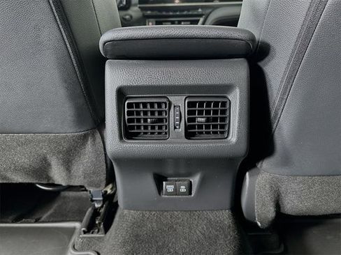 Certified 2025 Toyota Camry SE image 29