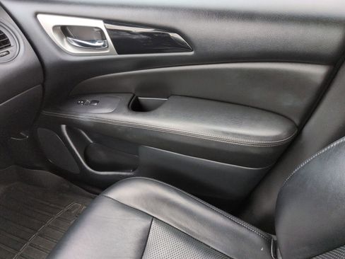 Certified 2019 Nissan Pathfinder S AWD/4WD image 33
