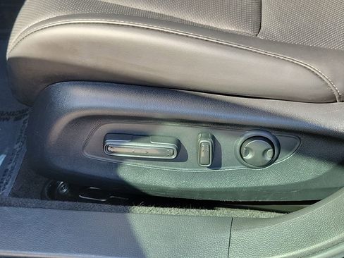 Used 2025 Honda Accord Touring image 19