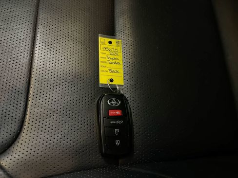 Used 2024 Toyota Tundra Platinum image 27