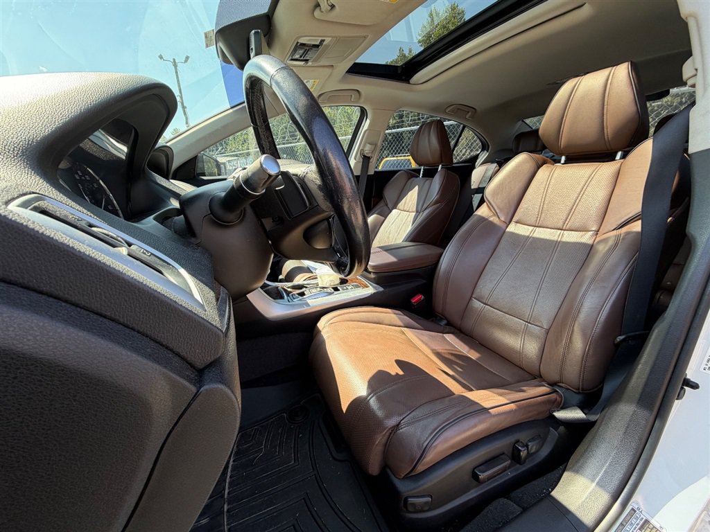 Used 2018 Acura TLX w/ Advance Package FWD image 5