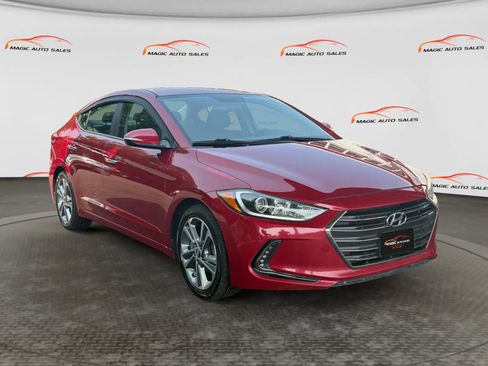 Used 2017 Hyundai Elantra Limited FWD image 5