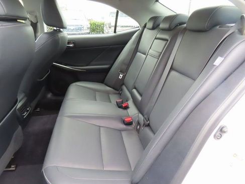 Used 2014 Lexus IS 250 w/ Navigation Package RWD image 33