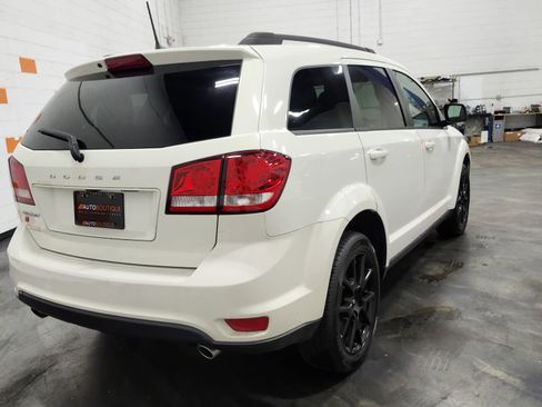 Used 2019 Dodge Journey SE w/ Connectivity Group image 11
