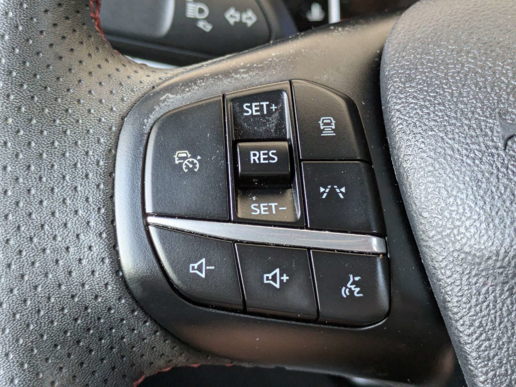 Used 2023 Ford Escape ST-Line w/ Tech Pack #1 FWD image 25