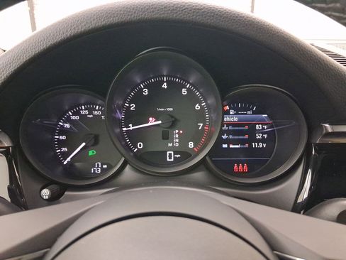 New 2026 Porsche Macan image 19