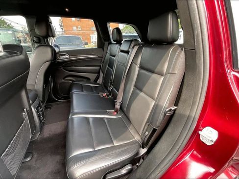 Used 2019 Jeep Grand Cherokee Limited AWD/4WD image 24