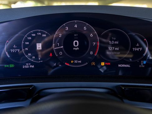 New 2025 Porsche Cayenne S image 31