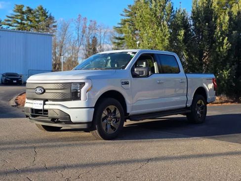 New 2025 Ford F150 Lightning Flash AWD/4WD image 5