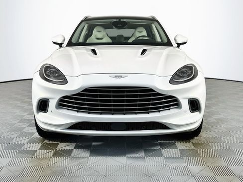Used 2023 Aston Martin DBX AWD/4WD image 7