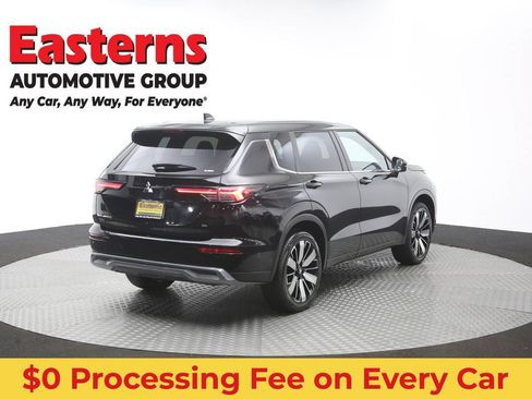 Used 2025 Mitsubishi Outlander SE AWD/4WD image 41