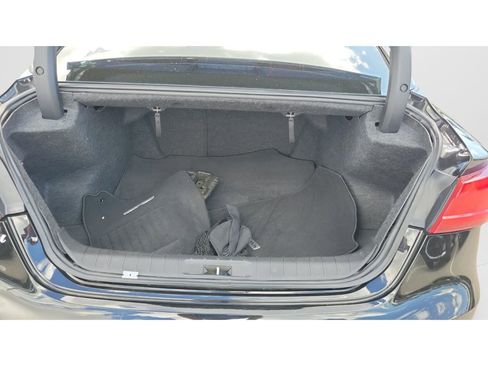 Used 2017 Nissan Maxima 3.5 SV image 13