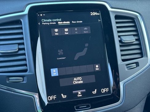 Used 2022 Volvo XC90 T6 Momentum w/ Climate Package image 27