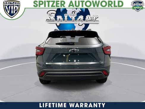 New 2026 Chevrolet Trax LT w/ Driver Confidence Package image 8