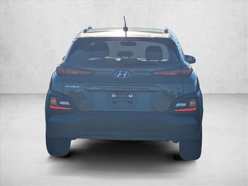 Used 2018 Hyundai Kona SEL image 5