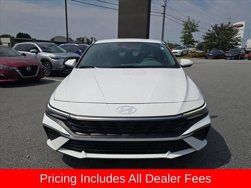 Certified 2024 Hyundai Elantra SEL FWD image 8