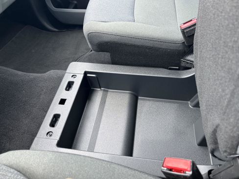 Used 2025 Ford F150 XLT w/ Equipment Group 301A Standard image 37