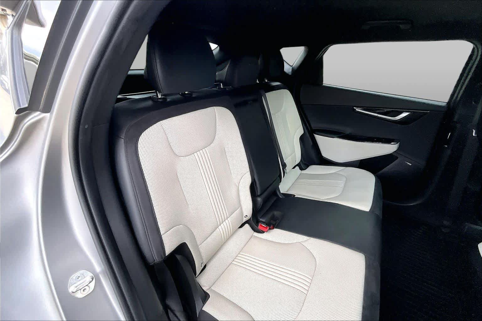 Certified 2023 Kia EV6 GT-Line w/ GT-Line White Seat Package AWD/4WD image 18