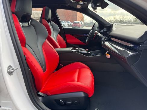 New 2026 BMW M5 Base image 26