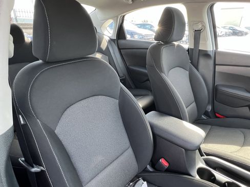 Certified 2023 Kia Forte LXS image 15