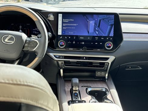 Certified 2025 Lexus RX 350 Premium Plus image 30