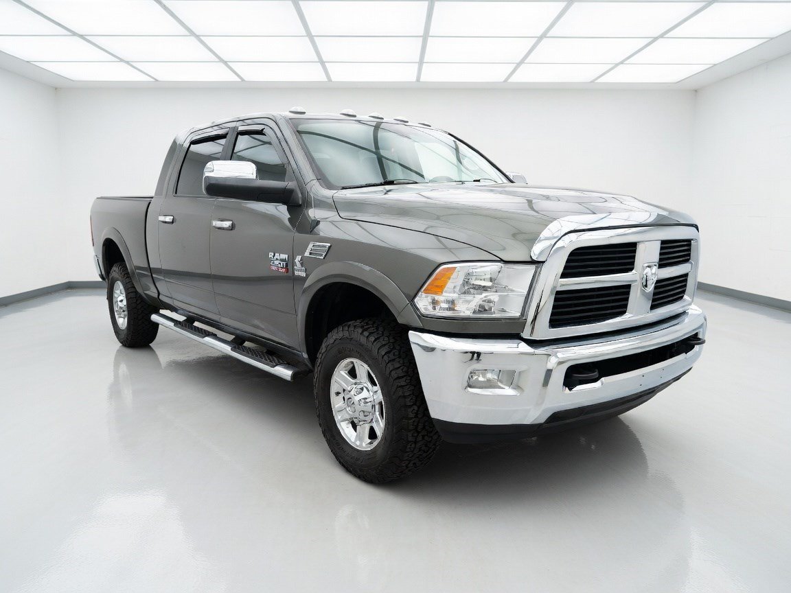 Used 2012 RAM 2500 Laramie w/ Cold Weather Group AWD/4WD image 3