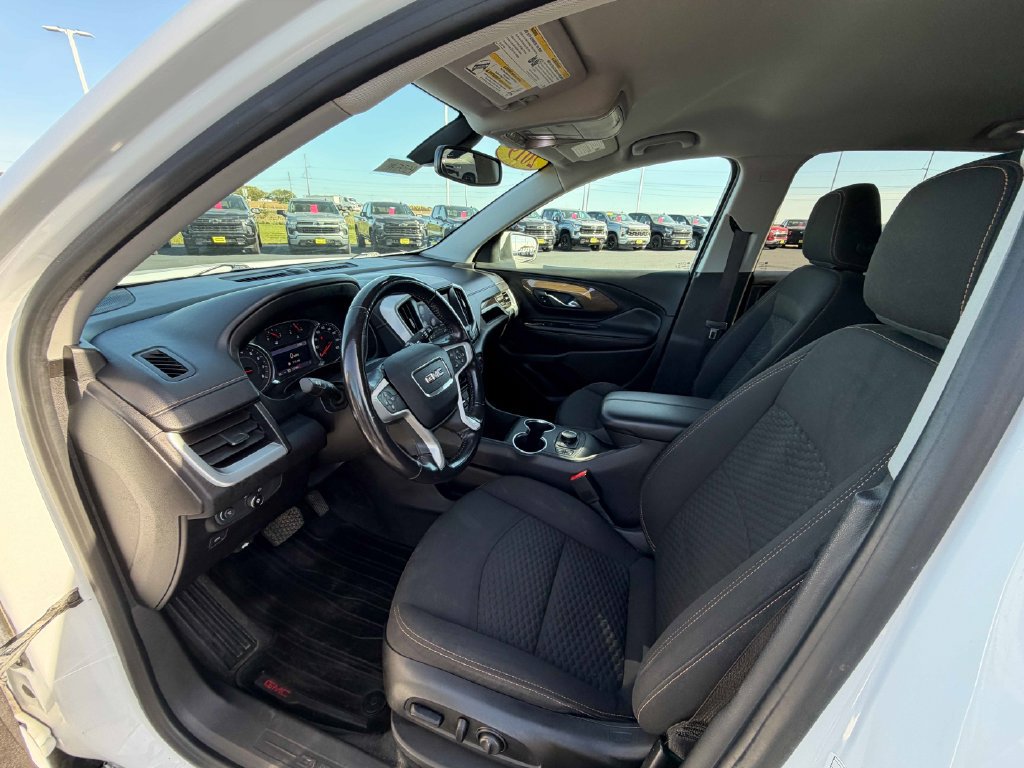 Used 2019 GMC Terrain SLE w/ Driver Convenience Package AWD/4WD image 17