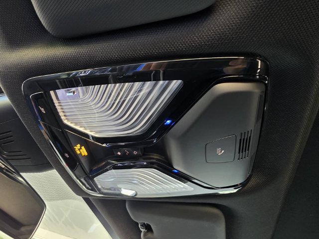 Used 2020 BMW X5 sDrive40i w/ Convenience Package RWD image 36