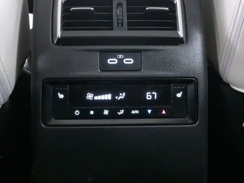 Used 2024 MAZDA CX-90 Plug-In Hybrid w/ Premium Plus AWD/4WD image 31