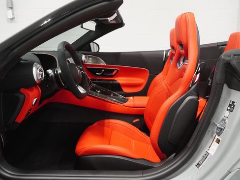 New 2026 Mercedes-Benz SL 63 AMG 4MATIC image 17