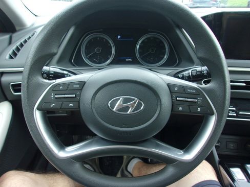 Used 2023 Hyundai Sonata SEL image 12