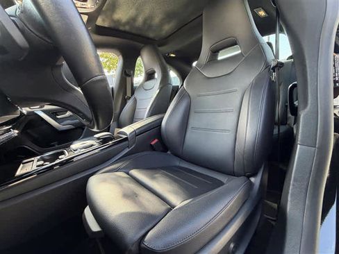 Used 2020 Mercedes-Benz CLA 250 image 7