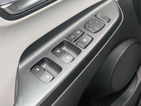 Certified 2022 Hyundai Kona SEL w/ Convenience Package FWD image 24