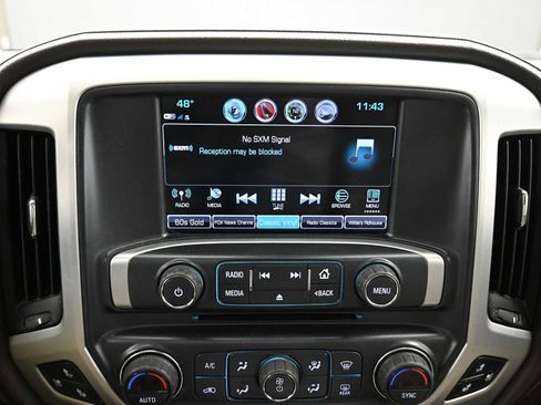 Used 2018 GMC Sierra 1500 SLT image 16