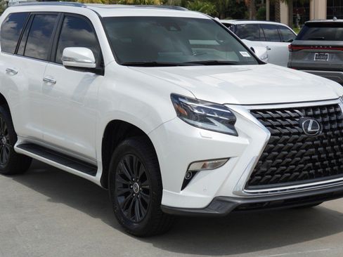 Certified 2023 Lexus GX 460 Premium AWD/4WD image 3